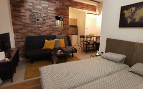 Cozy Studio Next To Acropolis & Plaka